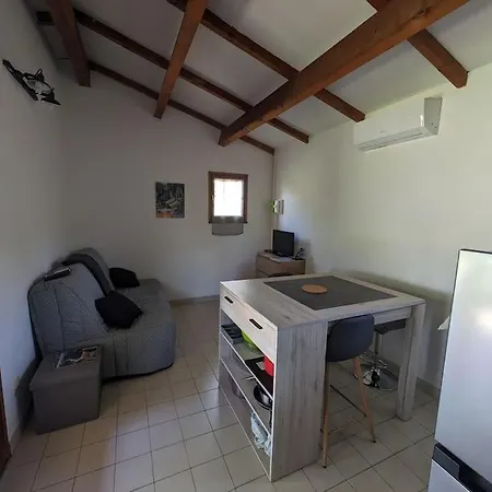 Tatil Evi Petite Maison Terrasse Privee St Martin D'ardeche *